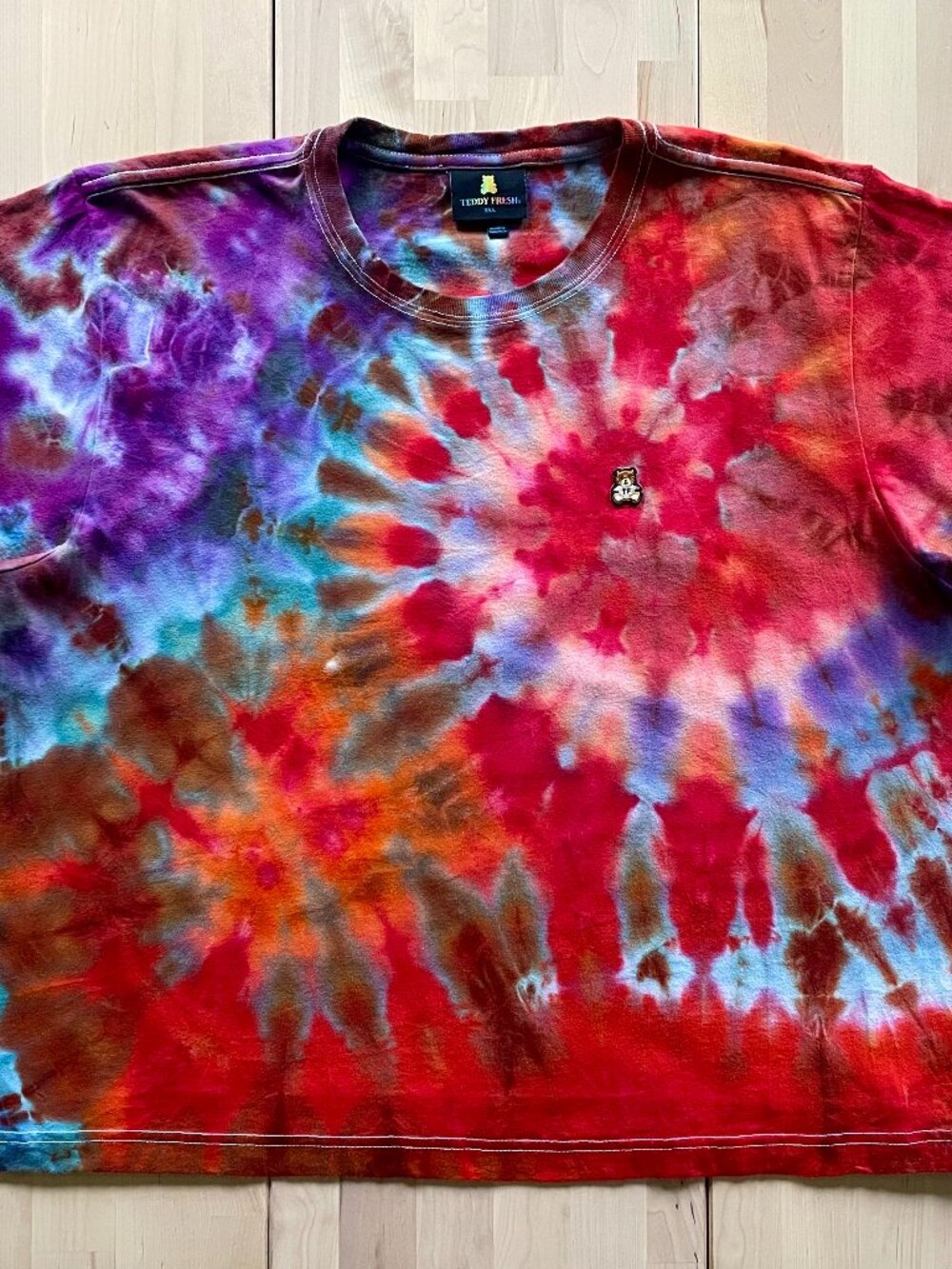 Teddy Fresh Women's Swirl Custom Tie Dye T-Shirt size 3XL Red Orange Purple Blue